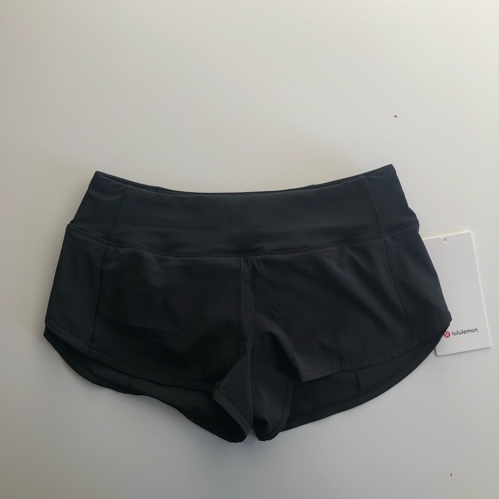 Lululemon Speed Up short. LR. 2.5” lined. Size 4. NWT